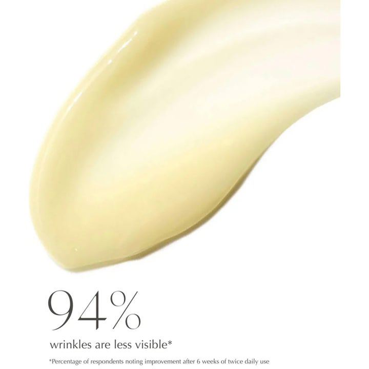 Exuviance Lift Volumizing Concentrate 50 g seerumi häivyttää ryppyjä vaaleankeltainen koostumus ja 94% vähemmän ryppyjä