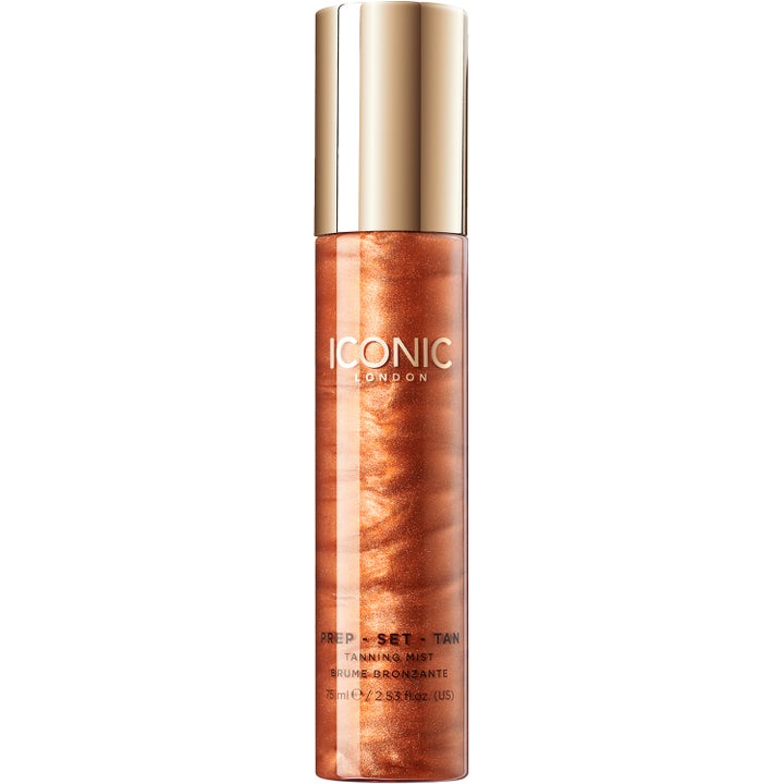 Iconic London Prep Set Tan 75 ml itseruskettava suihke säihkyvällä kuparinhohtoisella nesteellä ja kultaisella korkilla.