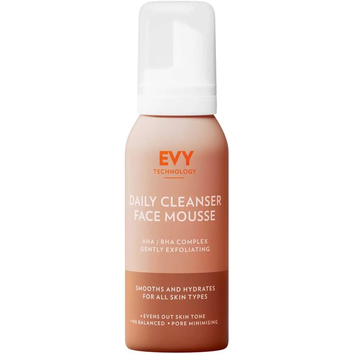 EVY Technology Daily Cleanser Face Mousse 150 ml kuoriva puhdistusvaahto persikanvärisessä pullossa valkoisella korkilla
