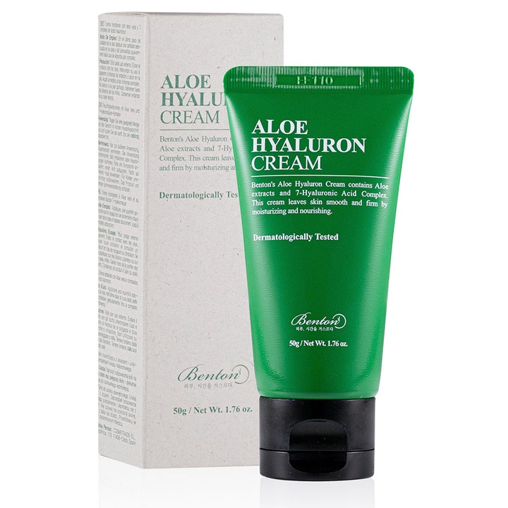 Benton Aloe Hyaluron Cream 50g kosteuttava kasvovoide vihreässä tuubissa mustalla korkilla ja vaalea ulkopakkaus