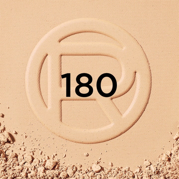 Infaillible 24H Fresh Wear Foundation in a Powder