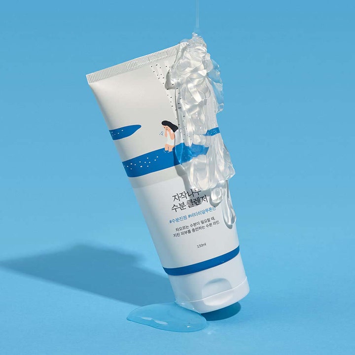 Round Lab Birch Juice Moisturizing Cleanser 150 ml kosteuttava puhdistusaine kirkkaalla geelikoostumuksella.