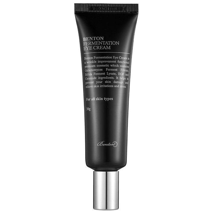 Benton Fermentation Eye Cream 30 g silmänympärysvoide silottava musta tuubi hopeisella korkilla.