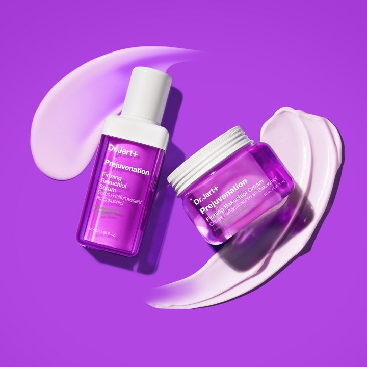 Dr.Jart+ Prejuvenation Firming Bakuchiol Serum 50 ml kiinteyttävä seerumi ja voide purppuraisissa pakkauksissa voidesivelyin.