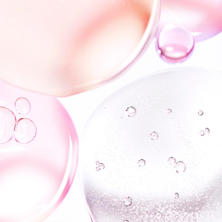 Lancôme Hydra Zen Gel Cream 30 ml kosteuttava päivävoide, lähikuva raikkaasta vaaleanpunaisesta geelikoostumuksesta
