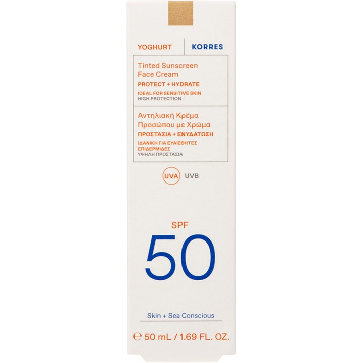 Korres Yoghurt Tinted Sunscreen Face Cream 50 ml kosteuttava aurinkovoide valkoisessa SPF 50 -pahvipakkauksessa
