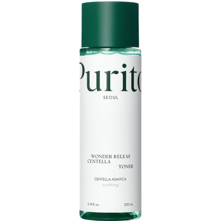 Purito Seoul Wonder Releaf Centella Toner 200 ml rauhoittava kasvovesi valkoisella etiketillä ja vihreällä korkilla.