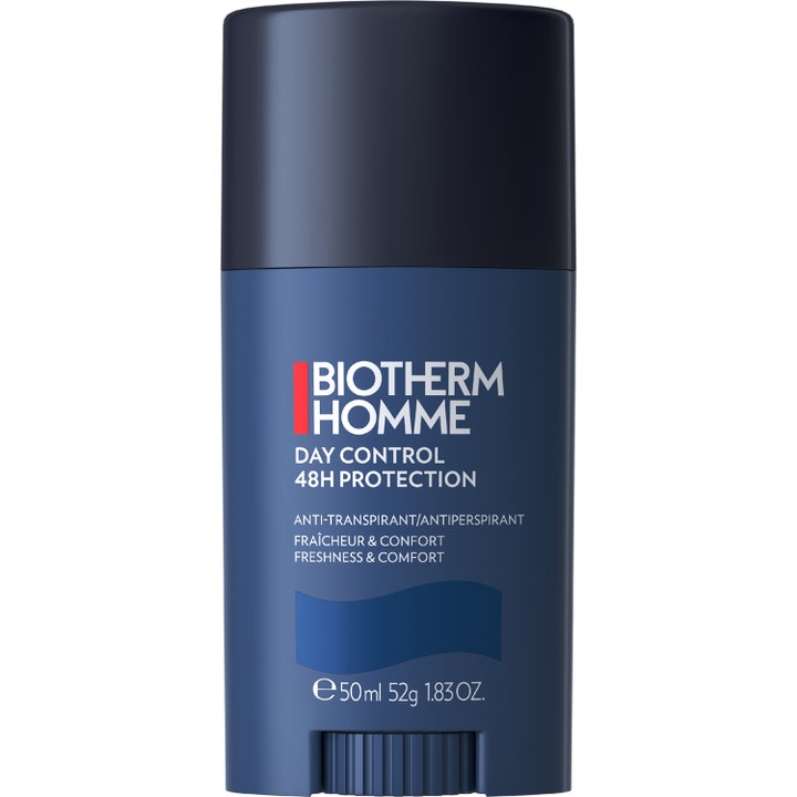 Biotherm Homme Day Control 48H Protection 50ml antiperspiranttipuikko suojaa hikoilulta tummansinisessä hylsyssä.