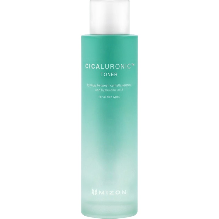 Mizon Cicaluronic Toner rauhoittava kasvovesi huurteisessa turkoosissa pullossa valkoisella korkilla.