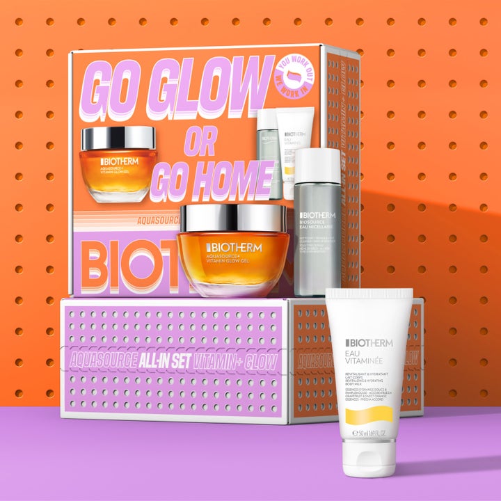 Biotherm Aquasource Vitamin Glow Set 1 kpl ihonhoitosetti sisältää lasipurkin, puhdistusveden ja valkoisen tuubin.
