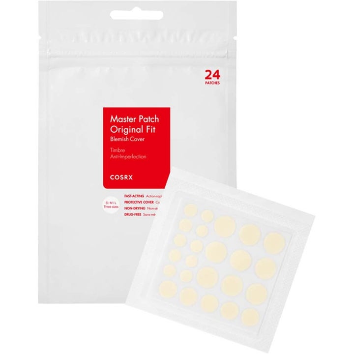 COSRX Master Patch Original Fit Duo 24 kpl finnilaastari sisältää eri kokoisia pyöreitä ja läpinäkyviä laastareita.