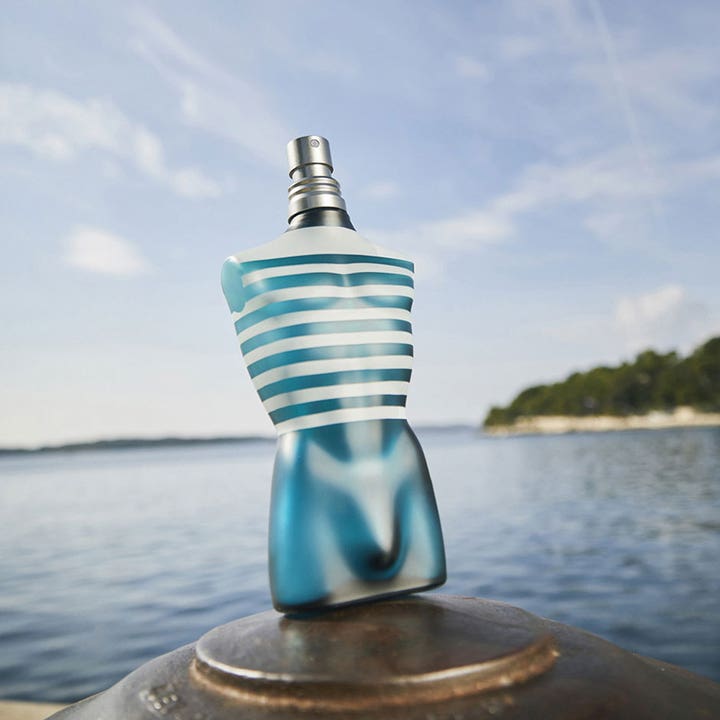 Jean Paul Gaultier Le Male After Shave 125 ml rauhoittava partavesi merellisessä ympäristössä.