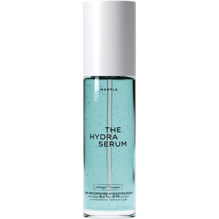 Mantle The Hydra Serum 30 ml kosteuttava hyaluronihapposeerumi turkoosilla kuplivalla koostumuksella valkoisella korkilla