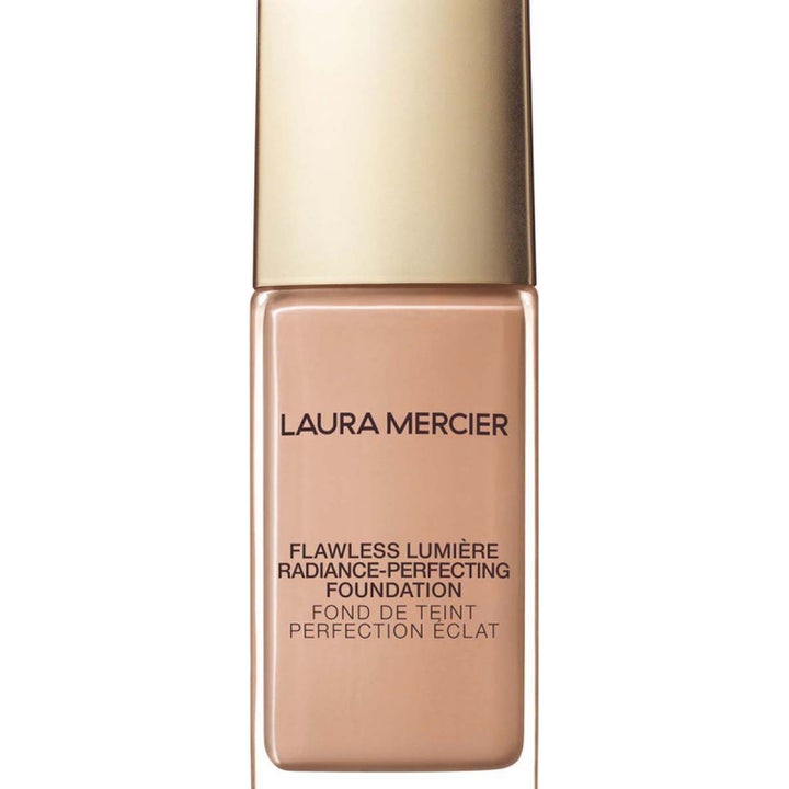 Flawless Lumière Radiance Perfecting Foundation