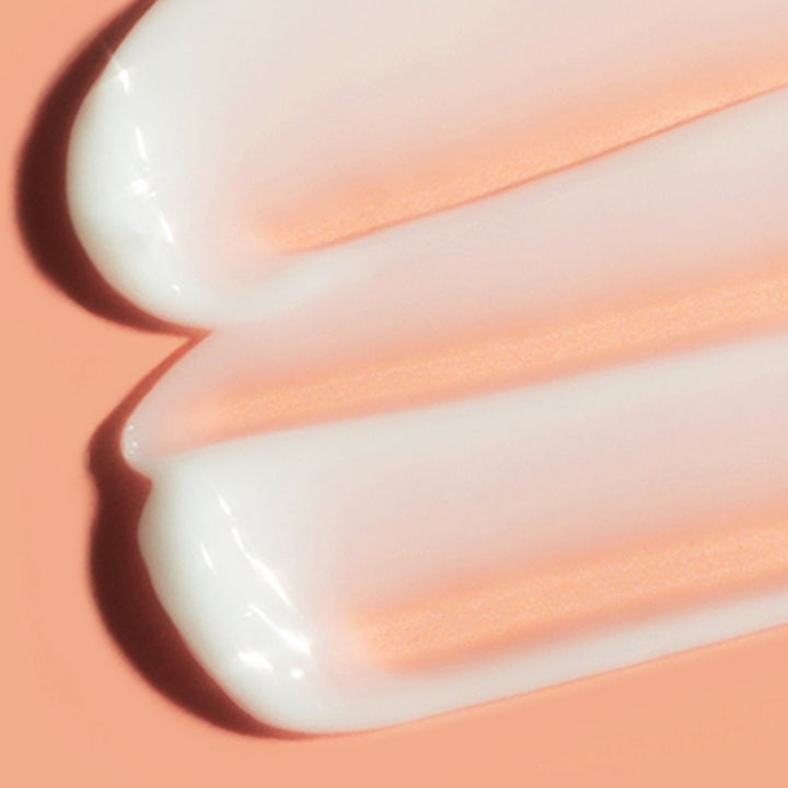 Haruharu wonder Centella 5% Niacinamide Radiance Gel Cream 90 g kirkastava kasvovoide on kevyt ja kuulas geeli