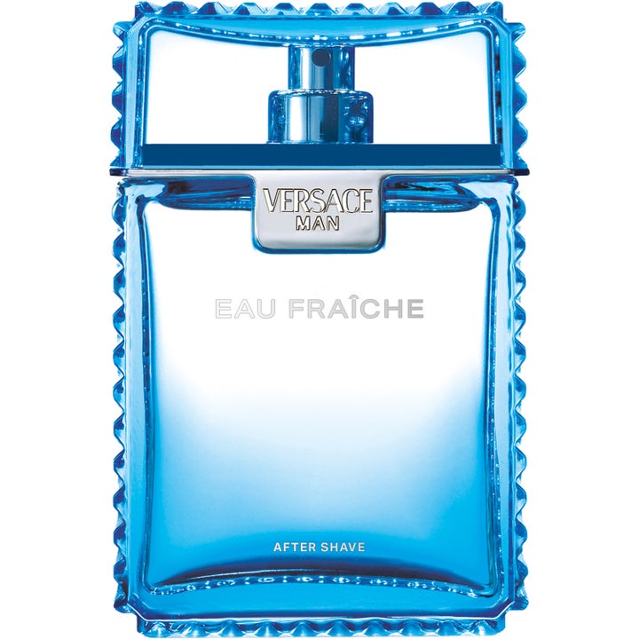 Versace Man Eau Fraîche After Shave raikastava parranajon jälkeinen tuote nystyräreunaisessa turkoosissa lasipullossa.