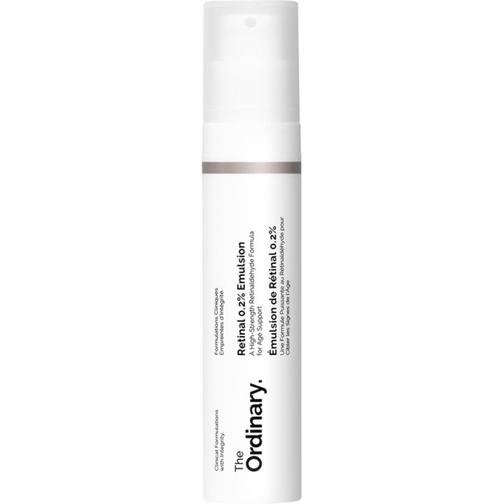 The Ordinary Retinal 0.2% Emulsion 15ml ikääntymisen merkkejä häivyttävä kasvoseerumi valkoisessa pumppupullossa.