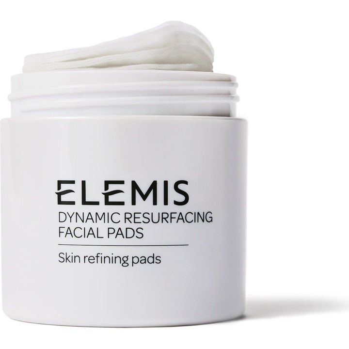 Elemis Dynamic Resurfacing Facial Pads 60 kpl ihoa uudistavat kuorintatyynyt avatussa valkoisessa purkissa.