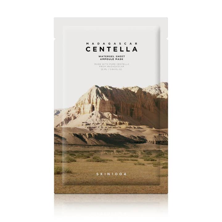 SKIN1004 Madagascar Centella Watergel Sheet Ampoule Mask 25 ml rauhoittava kangasmaski pussissa jossa on vuoristomaisema