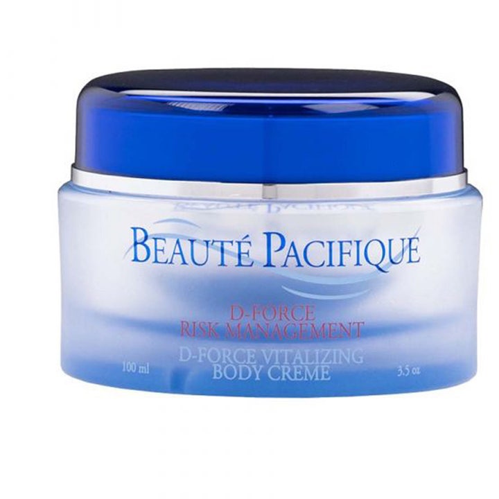 Beauté Pacifique D-Force Vitalizing Body Creme 100 ml elvyttävä vartalovoide sinisessä purkissa hopeisella reunuksella.