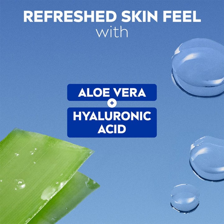 NIVEA Cleansing Milk Refreshing 200 ml puhdistusemulsio virkistää ihoa aloe veralla ja hyaluronihapolla.