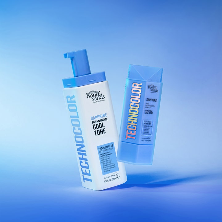 Bondi Sands Technocolor Face Serum Sapphire 50 ml itseruskettava seerumi ja vaahto sinisissä pakkauksissa.